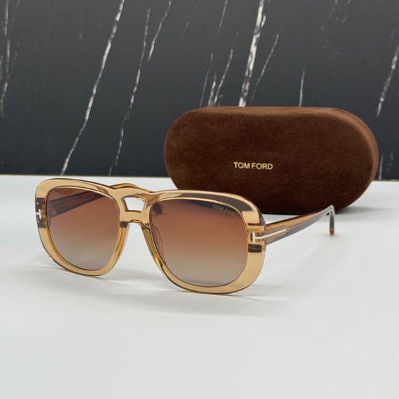 NEW TOM FORD TF1012 45F WOMEN SUNGLASSES TOM FORD BILLIE FT1012/S 45F EYEWEAR - Picture 1 of 11